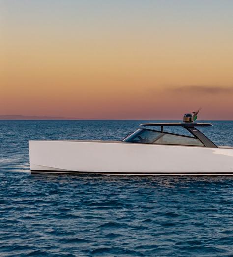 Yacht of the week: The VanDutch 75