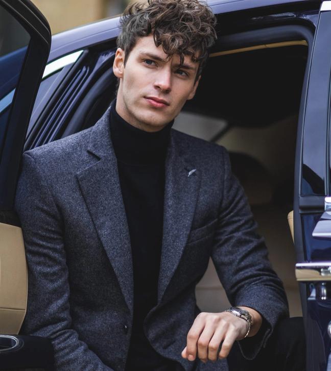 benedict raven roll neck