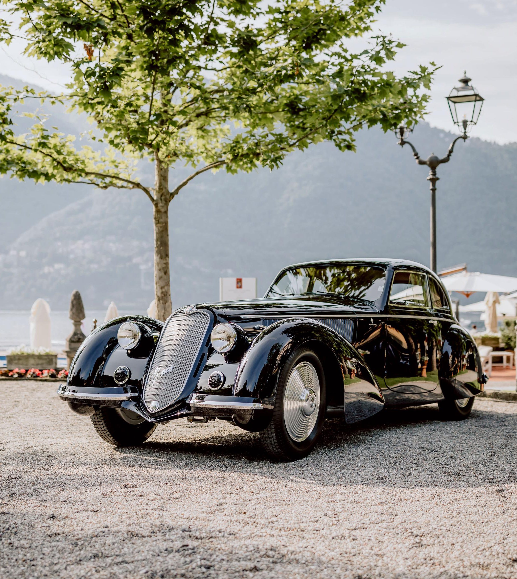 A. Lange S hne celebrate the elegance of classic cars at Lake