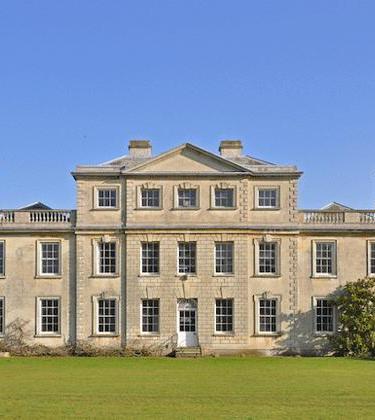 Property of the week – Ufford Hall, Lincolnshire
