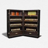 Glenfarclas ‘The Family Casks’ Whisky Trunk