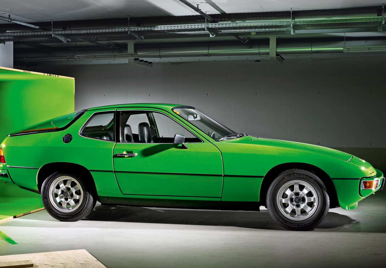 Porsche 924 in Green