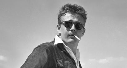 The sunglasses worn by these 6 iconic men