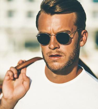 Why updating your wardrobe for spring actually matters