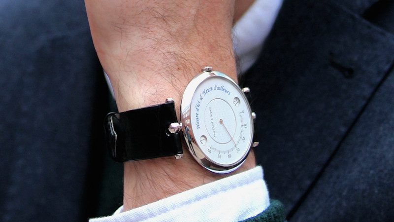 Van Cleef & Arpels: A watch for the gentleman traveller