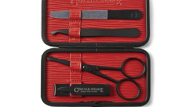 5 grooming accessories every gentleman should own