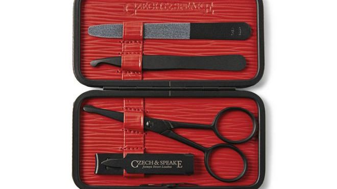 5 grooming accessories every gentleman should own