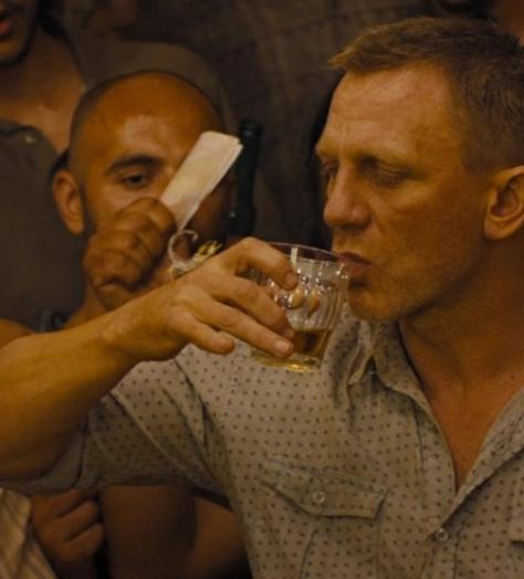 Daniel Craig drinking beer