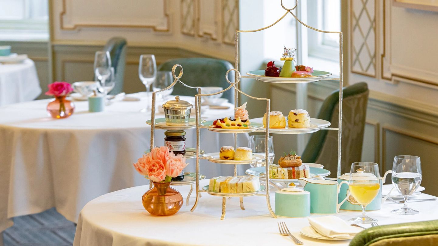 These are the finest Coronation-commemoration products and experiences