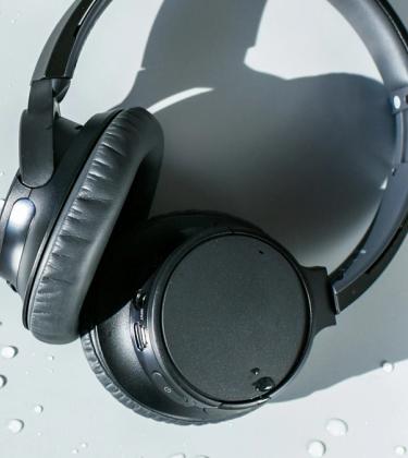 Reasons To Get Noise-Cancelling Headphones