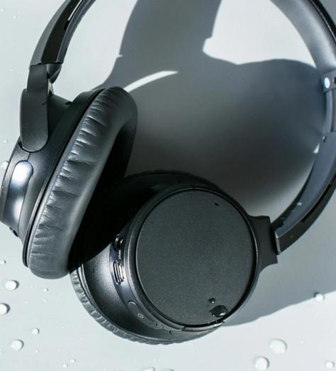 Reasons To Get Noise-Cancelling Headphones