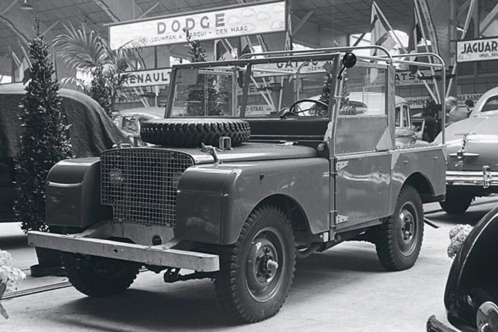 This is what the first Land Rover looked like | The Gentleman's Journal