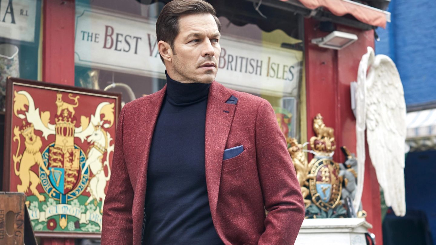 Here’s how you should be styling a classic turtleneck