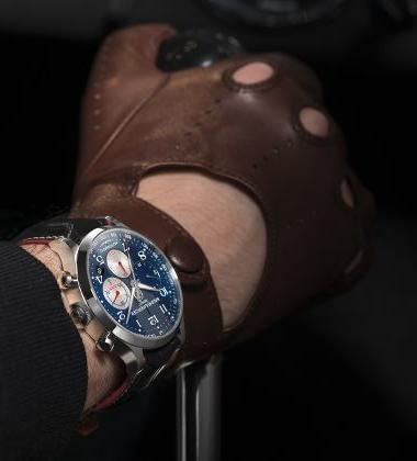 Watchout: Baume & Mercier Capeland Shelby Cobra 2015