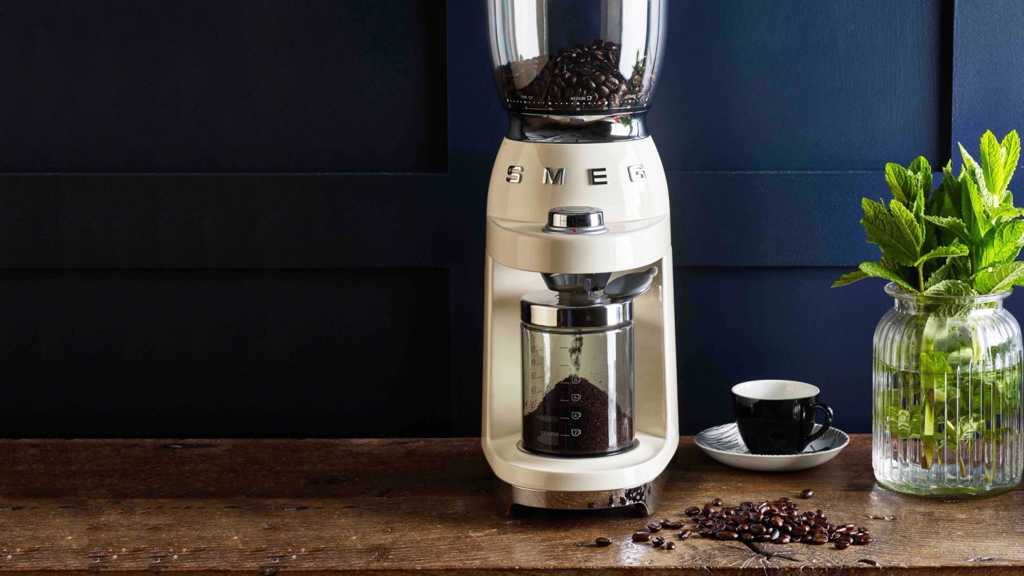 Give it some beans! The best coffee grinders for your kitchen