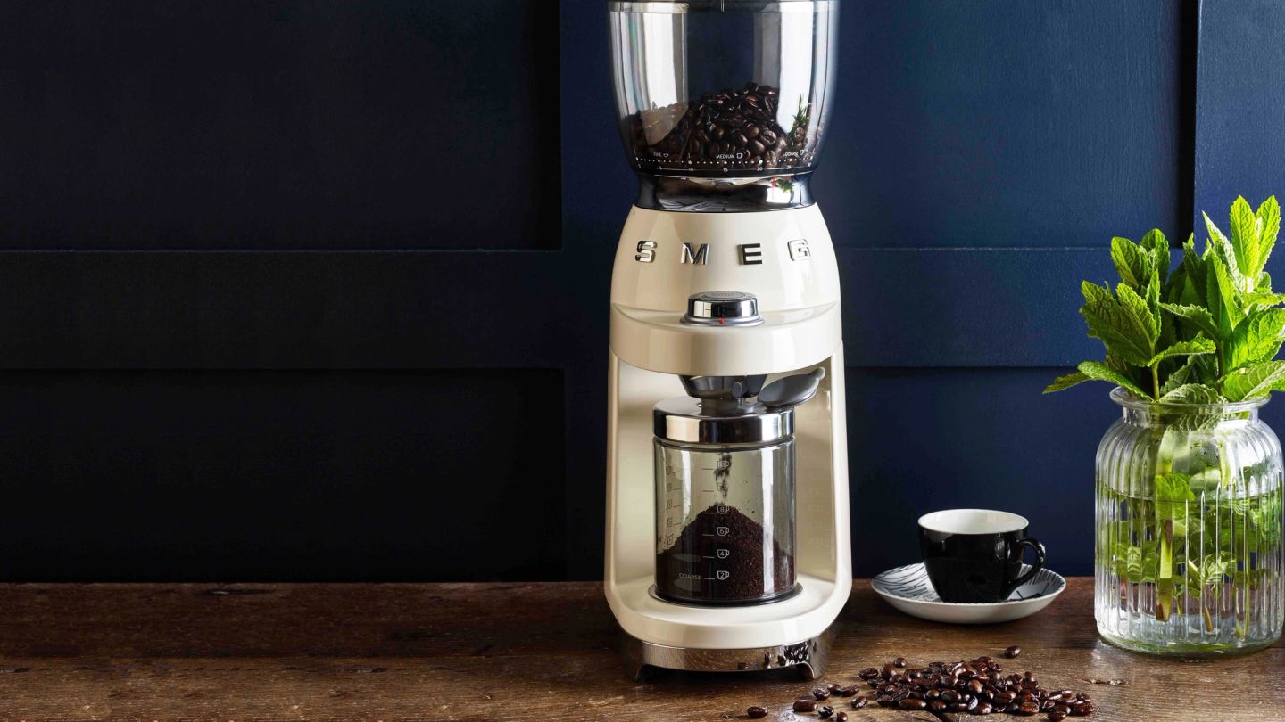 Give it some beans! The best coffee grinders for your kitchen