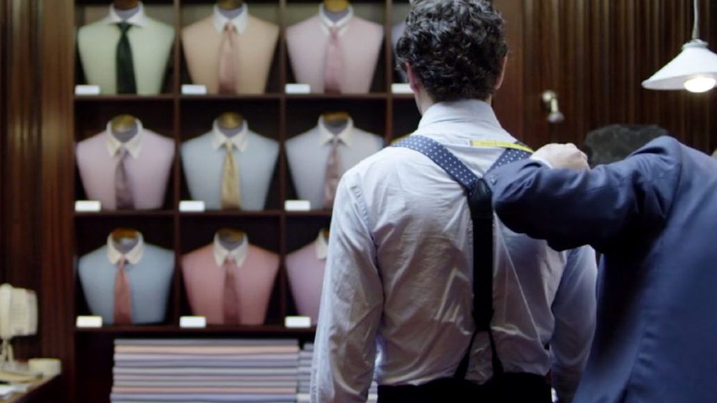 6 reasons every gentleman should buy one bespoke shirt in his life