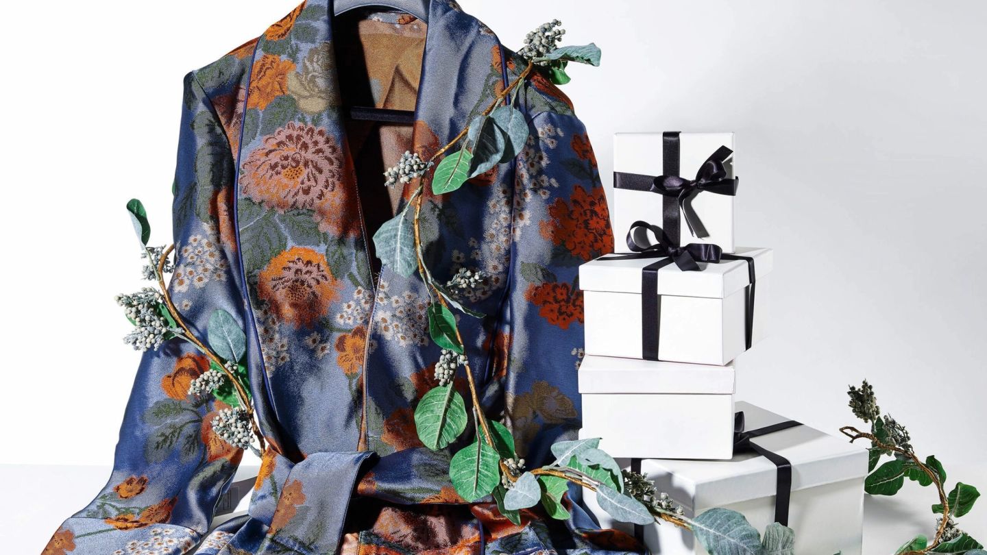 Advent Calendar Day 17: New & Lingwood Dressing Gown