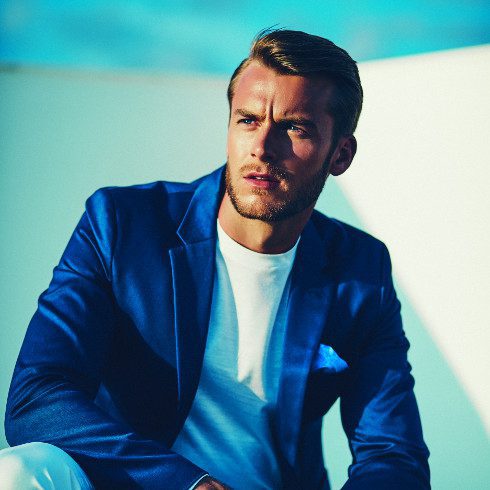 How to look smart without resorting to a suit