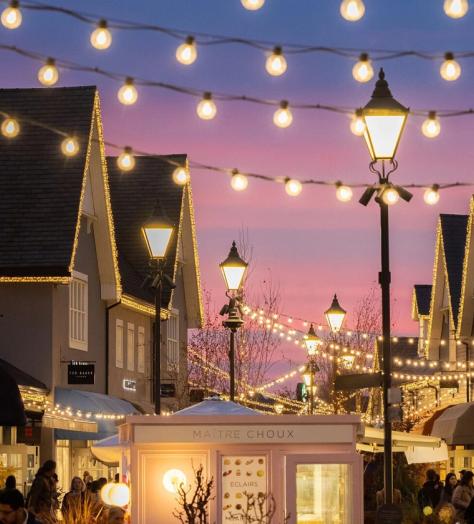 From Blenheim Palace to Bicester Village, plan the perfect festive weekend in Oxfordshire