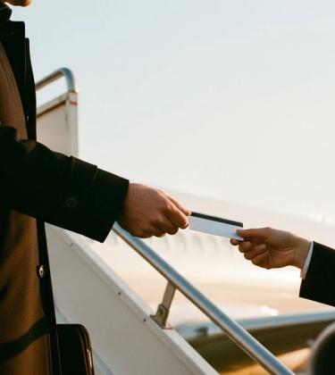 How Do Private Jet Cards Work