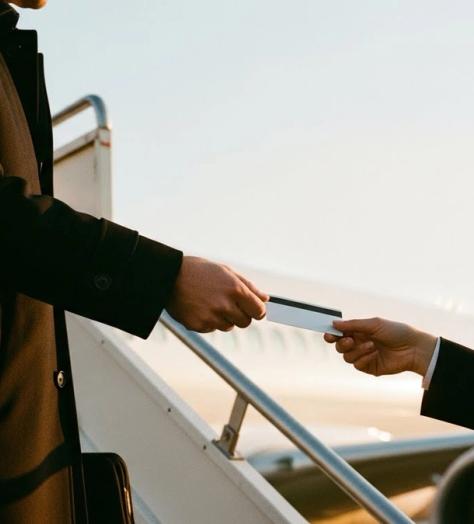 How Do Private Jet Cards Work