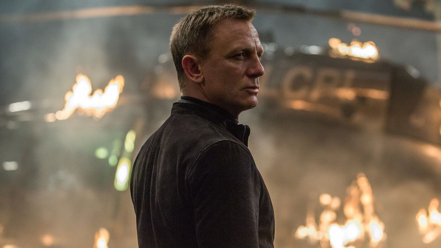 Daniel Craig returns for ‘one more’ Bond film