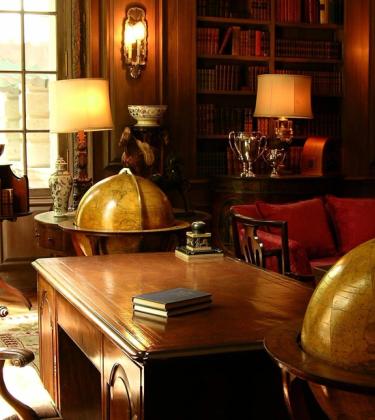 Five key pieces to bring life to a gentleman’s study