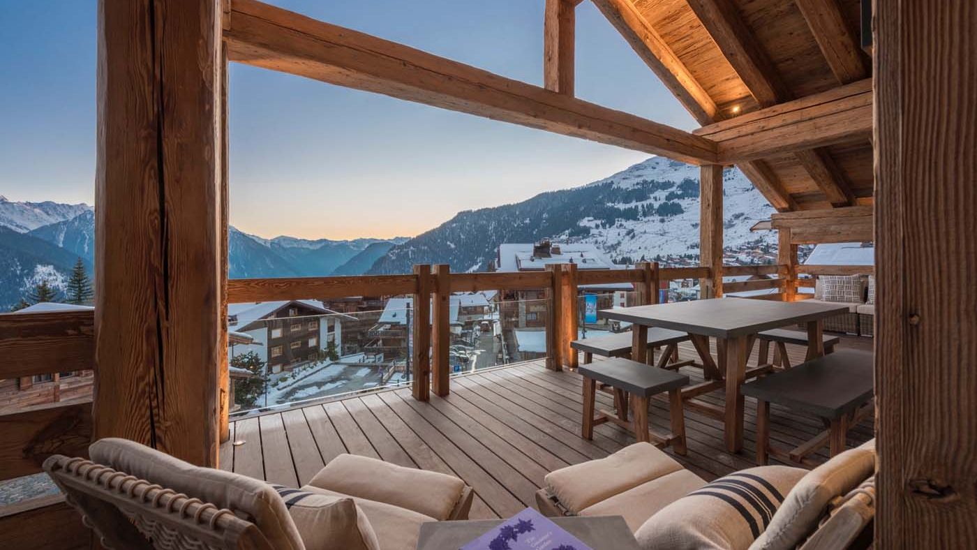 Chalet Hunting & Skiing Etiquette