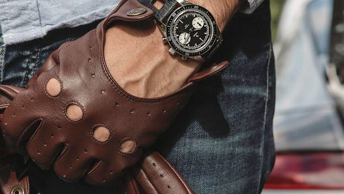 How to wear driving gloves (without looking like an idiot…)