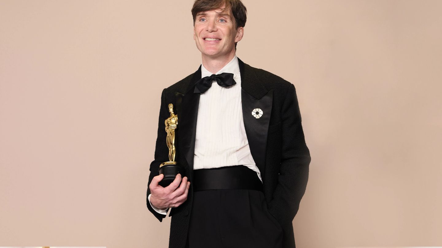 The story behind Cillian Murphy's Oscars brooch