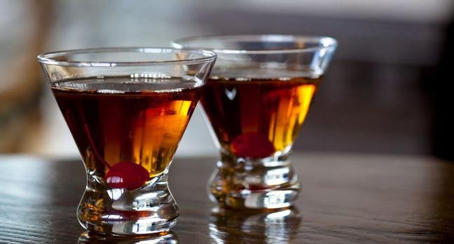 manhattan-cocktail-order-recipe
