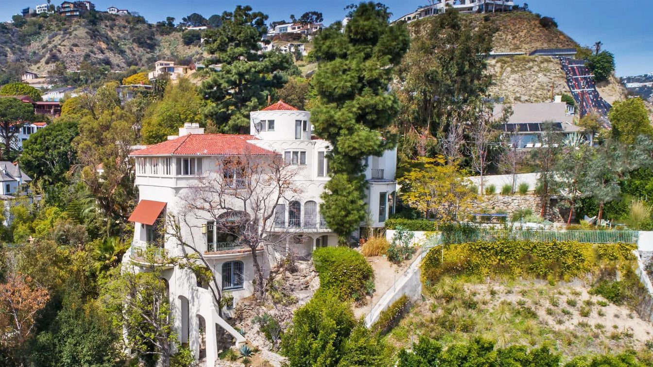Step inside Marlon Brando’s Hollywood Hills home