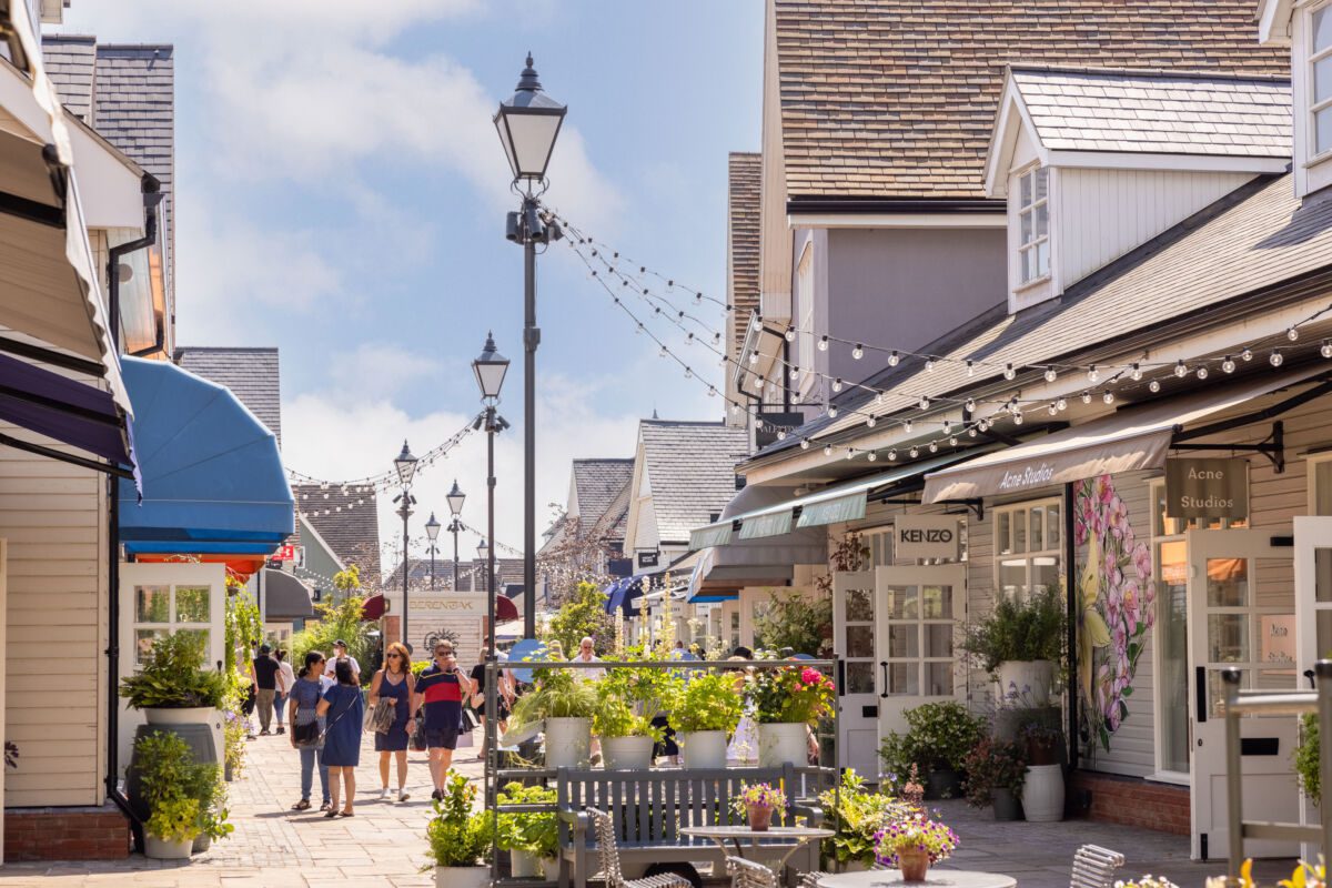 The Personal Touch On A 1-to-1 Luxury Shopping Experience At Bicester  Village