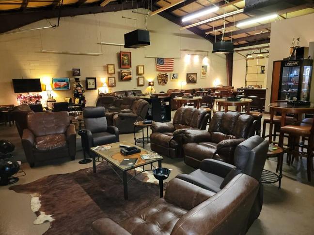 Redlands Cigar Company