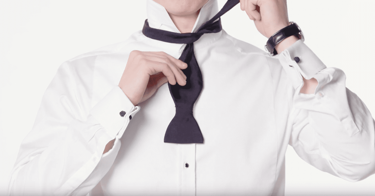 tying a real bow tie