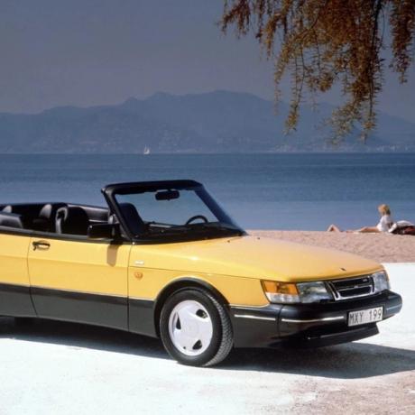 Saab 900 convertible