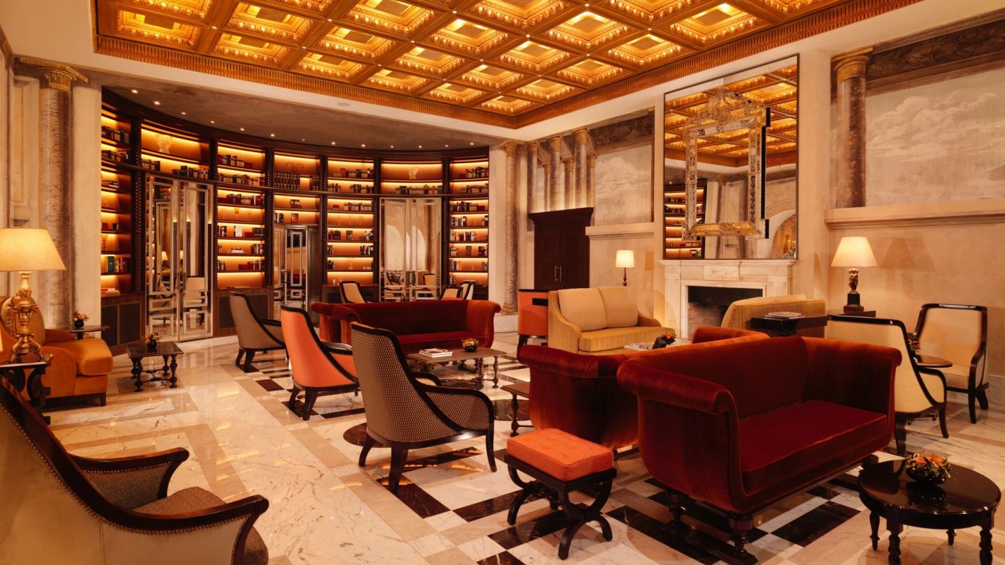 “Like a glorious, glowing tiramisu on the hill” — The iconic backstory of Rome’s grandest hotel
