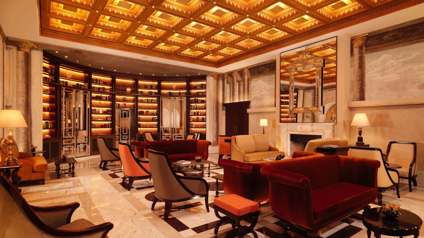 “Like a glorious, glowing tiramisu on the hill” — The iconic backstory of Rome’s grandest hotel