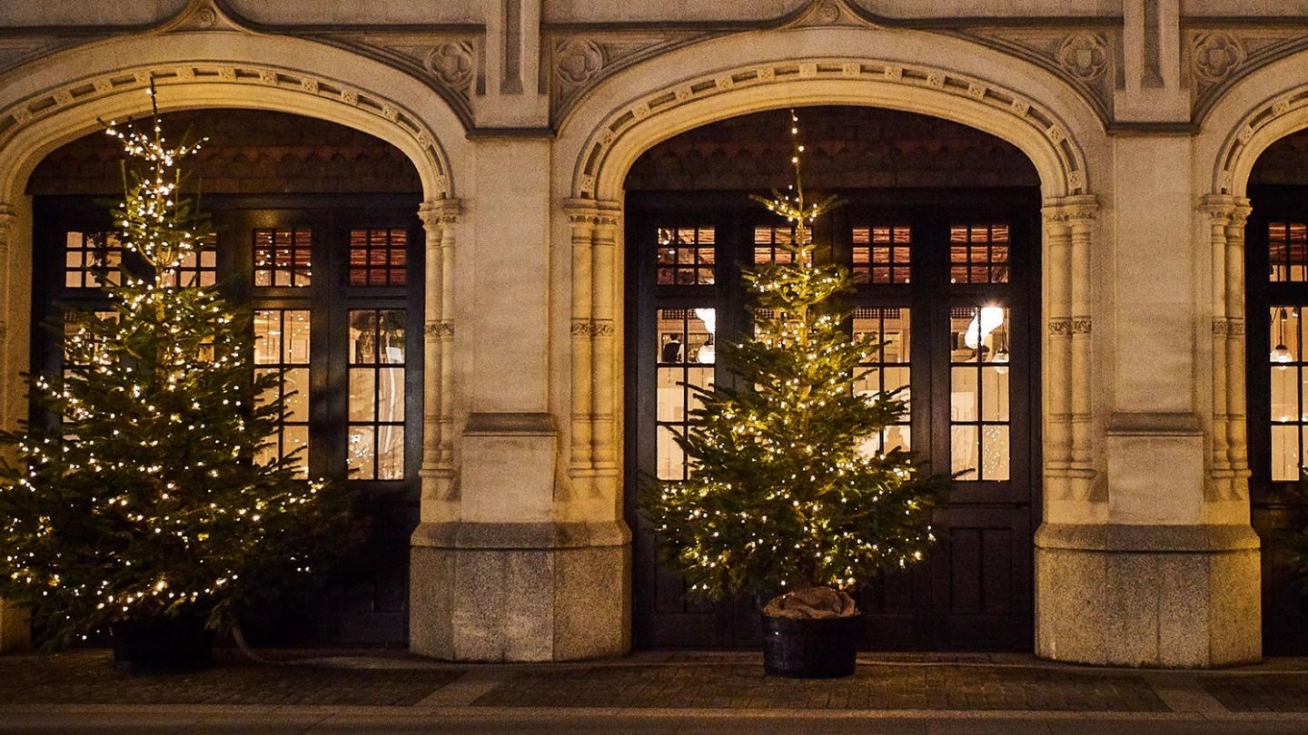 Join Gentleman’s Journal for an evening of Christmas festivities on Chiltern Street