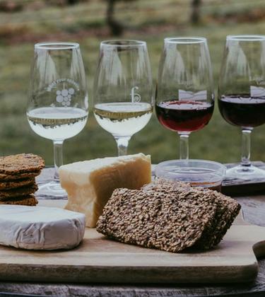 A gentleman’s guide to pairing wine and food