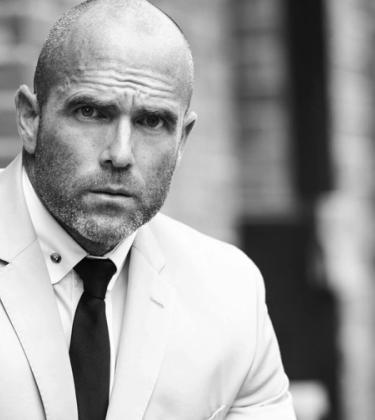simon newton bodyguard