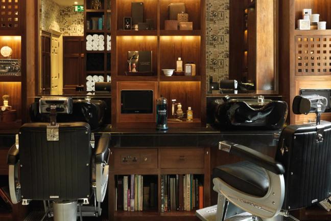 The Barber at Alfred Dunhill