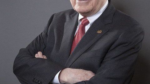 What Warren Buffett wants you to invest in