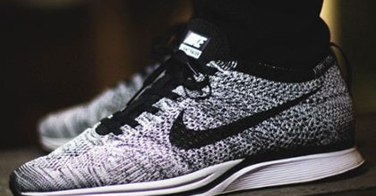 nike flyknits women's