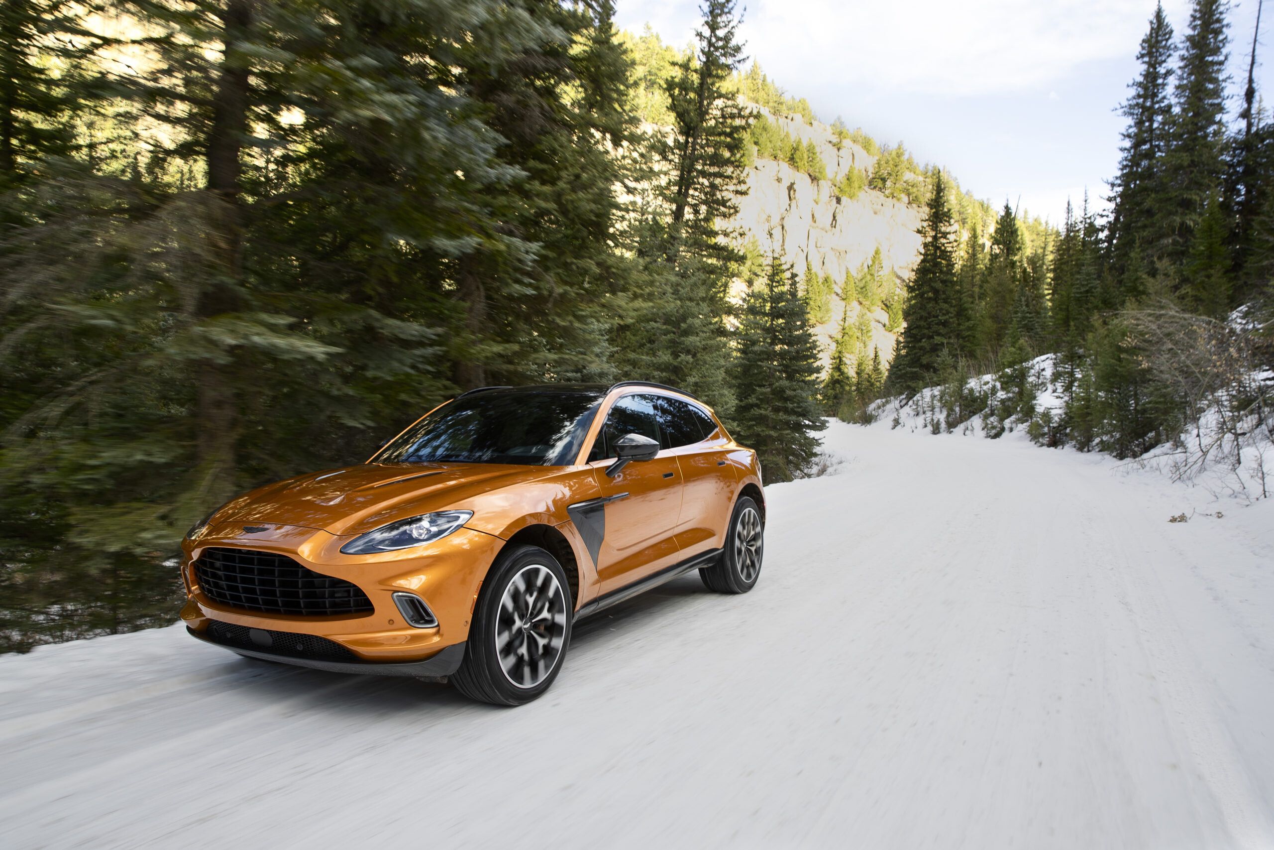 Our favourite cars for traversing the Alps this winter