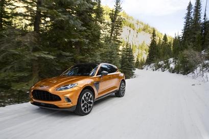 Our favourite cars for traversing the Alps this winter