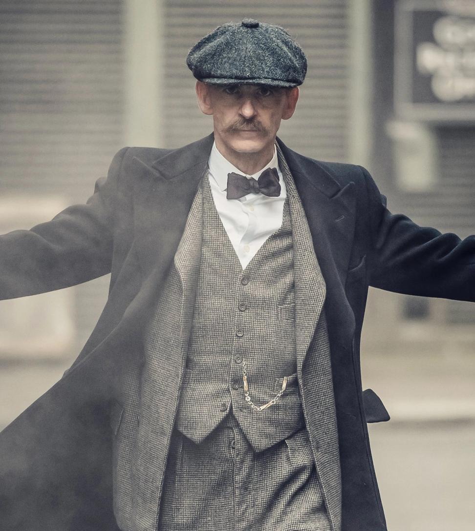 It's time you learnt these tailoring lessons from the Peaky Blinders ...
