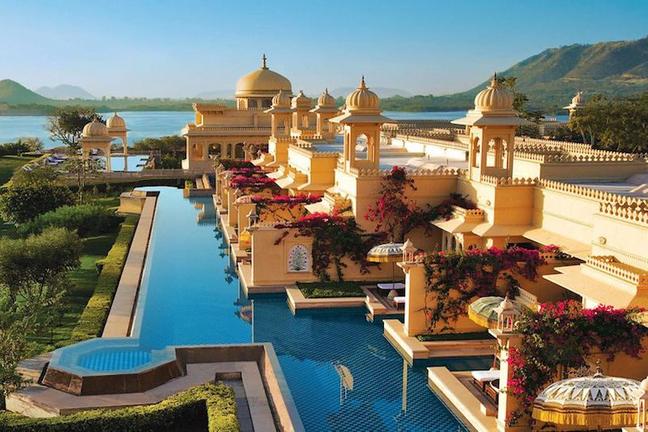 002911-13-The_Oberoi_Udaivilas-exterior-lake-mountain-view