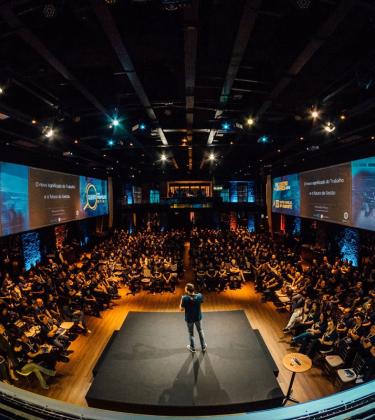Five tips for public speaking success, from those who really ought to know